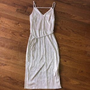 🎀SOLD🎀 Champagne ribbed lightweight midi dress